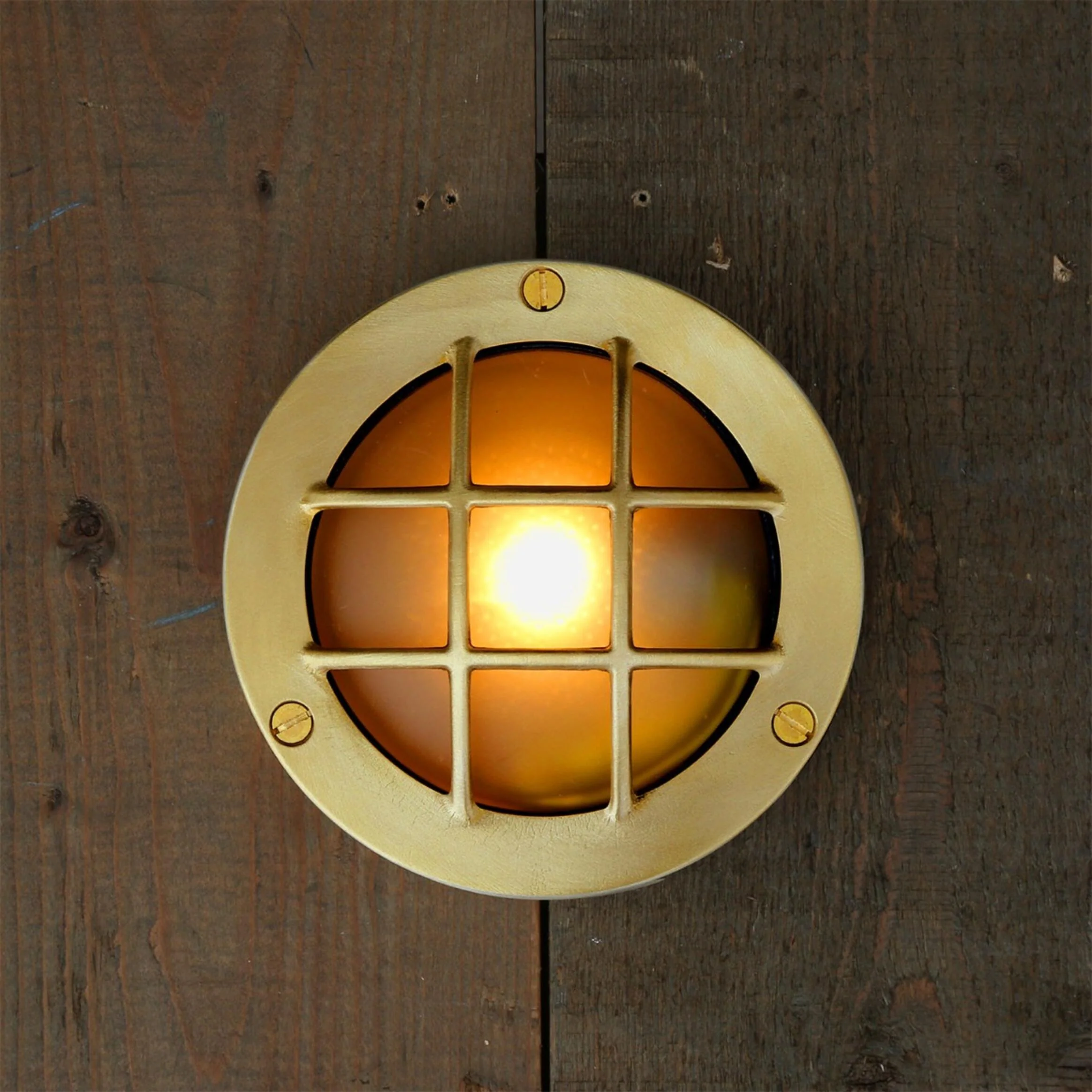 Muara Bulkhead IP64 Outdoor Wall Light - Image 2