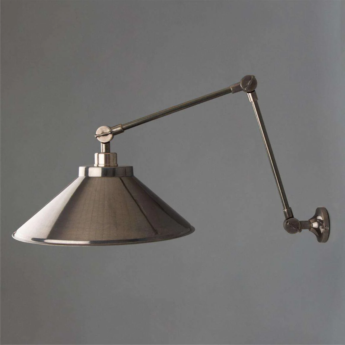 Rio Adjustable Industrial Wall Light - Image 4